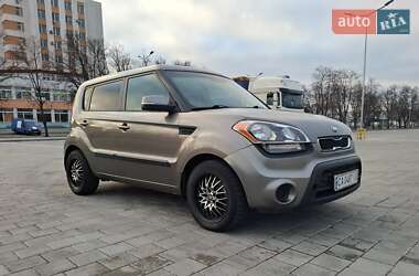 Внедорожник / Кроссовер Kia Soul 2013 в Черкассах