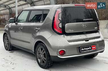 Позашляховик / Кросовер Kia Soul 2017 в Києві