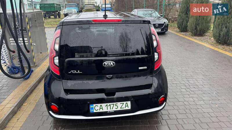 Позашляховик / Кросовер Kia Soul 2015 в Миронівці
