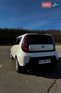 Позашляховик / Кросовер Kia Soul 2014 в Харкові