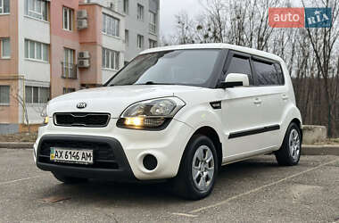 Позашляховик / Кросовер Kia Soul 2013 в Харкові