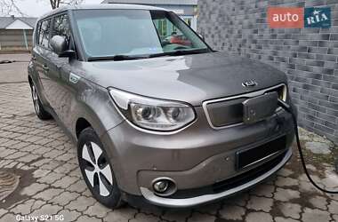 Позашляховик / Кросовер Kia Soul 2015 в Рівному