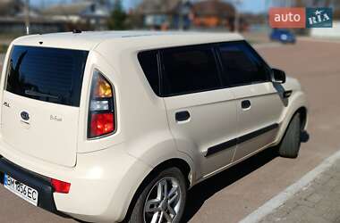 Внедорожник / Кроссовер Kia Soul 2009 в Новгород-Северском