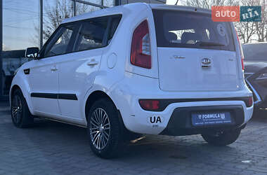 Внедорожник / Кроссовер Kia Soul 2013 в Нововолынске