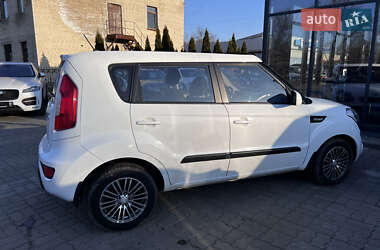 Внедорожник / Кроссовер Kia Soul 2013 в Нововолынске