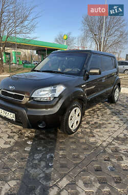 Позашляховик / Кросовер Kia Soul 2010 в Києві