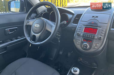 Позашляховик / Кросовер Kia Soul 2011 в Києві