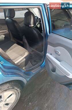 Позашляховик / Кросовер Kia Soul 2014 в 