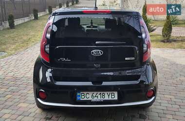 Позашляховик / Кросовер Kia Soul 2015 в Львові