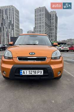 Позашляховик / Кросовер Kia Soul 2010 в Києві