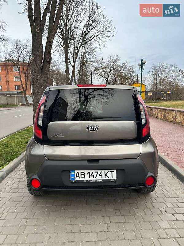 Внедорожник / Кроссовер Kia Soul 2014 в Могилев-Подольске