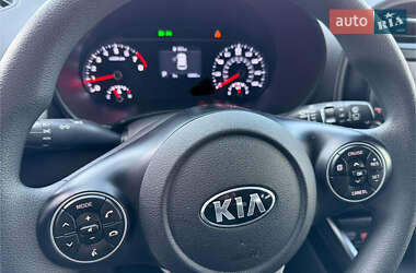 Позашляховик / Кросовер Kia Soul 2020 в 
