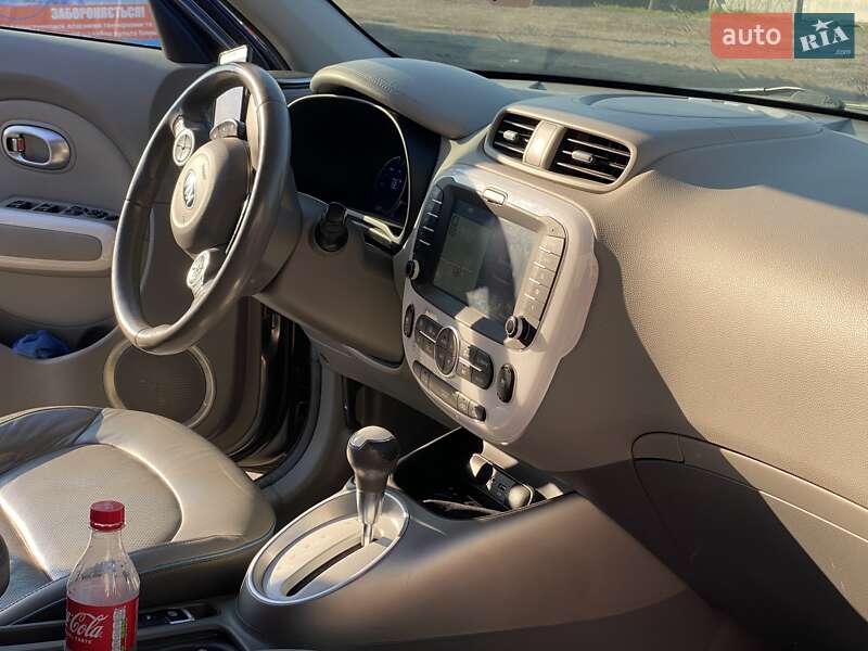 Внедорожник / Кроссовер Kia Soul 2015 в Львове