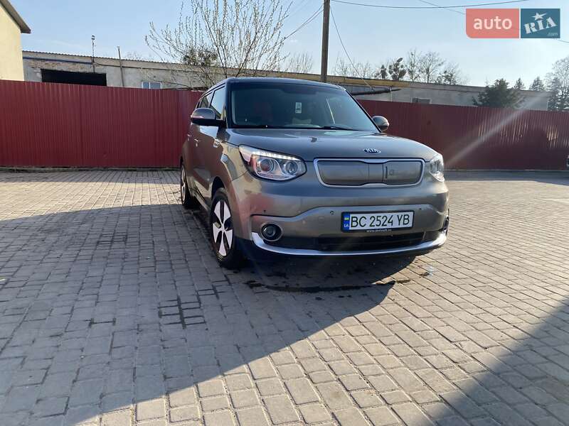 Внедорожник / Кроссовер Kia Soul 2015 в Львове