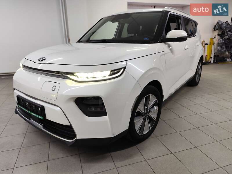 Внедорожник / Кроссовер Kia Soul 2020 в Киеве