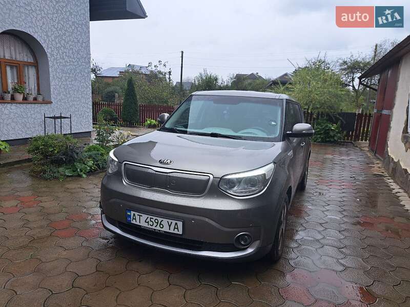 Внедорожник / Кроссовер Kia Soul 2015 в Калуше фото 2 Внедорожник / Кроссовер Kia Soul 2015 в Калуше