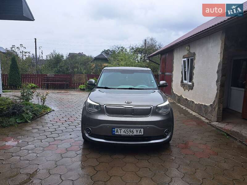 Внедорожник / Кроссовер Kia Soul 2015 в Калуше фото 4 Внедорожник / Кроссовер Kia Soul 2015 в Калуше