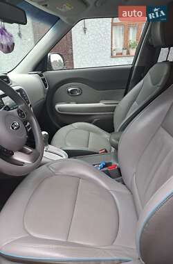 Внедорожник / Кроссовер Kia Soul 2015 в 