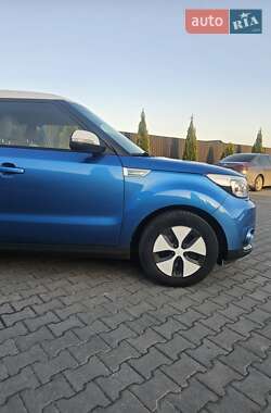Внедорожник / Кроссовер Kia Soul 2014 в 
