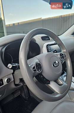 Внедорожник / Кроссовер Kia Soul 2014 в 