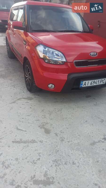 Позашляховик / Кросовер Kia Soul 2009 в Києві