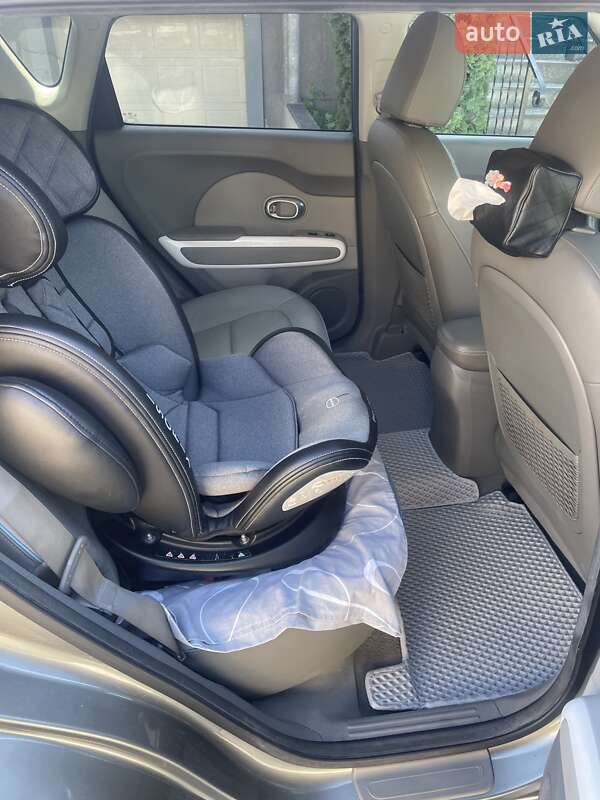 Позашляховик / Кросовер Kia Soul 2015 в Тернополі