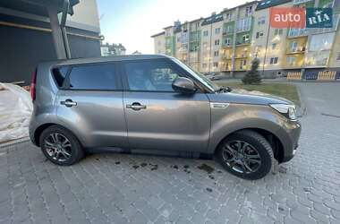 Внедорожник / Кроссовер Kia Soul 2015 в 