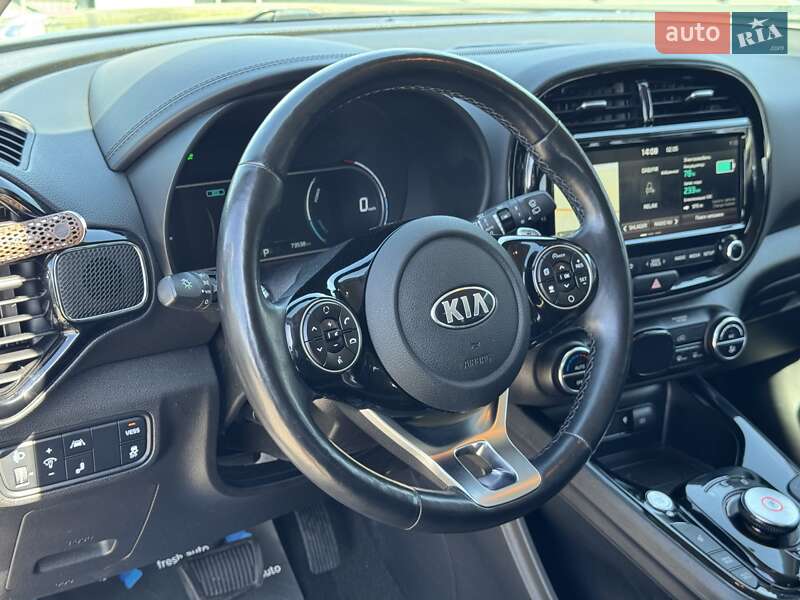 Позашляховик / Кросовер Kia Soul 2020 в Рівному