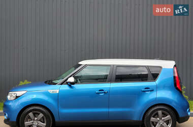 Позашляховик / Кросовер Kia Soul 2017 в 