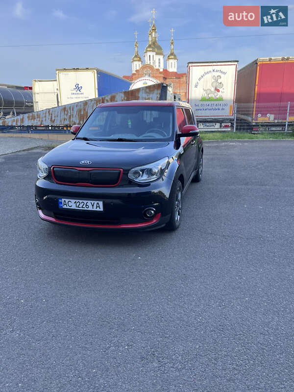 Внедорожник / Кроссовер Kia Soul 2015 в Ковеле