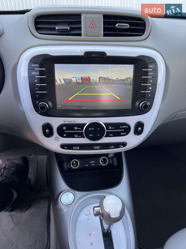 Внедорожник / Кроссовер Kia Soul 2015 в Ковеле