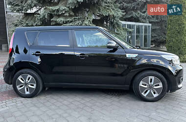 Внедорожник / Кроссовер Kia Soul 2018 в 