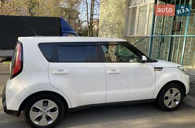 Внедорожник / Кроссовер Kia Soul 2015 в Киеве