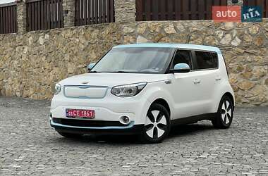 Внедорожник / Кроссовер Kia Soul 2016 в Ровно