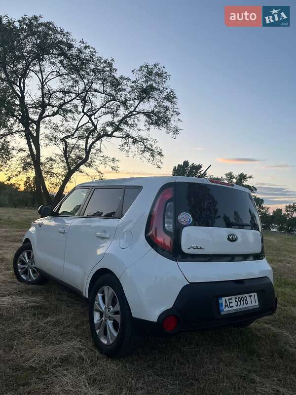 Внедорожник / Кроссовер Kia Soul 2014 в 