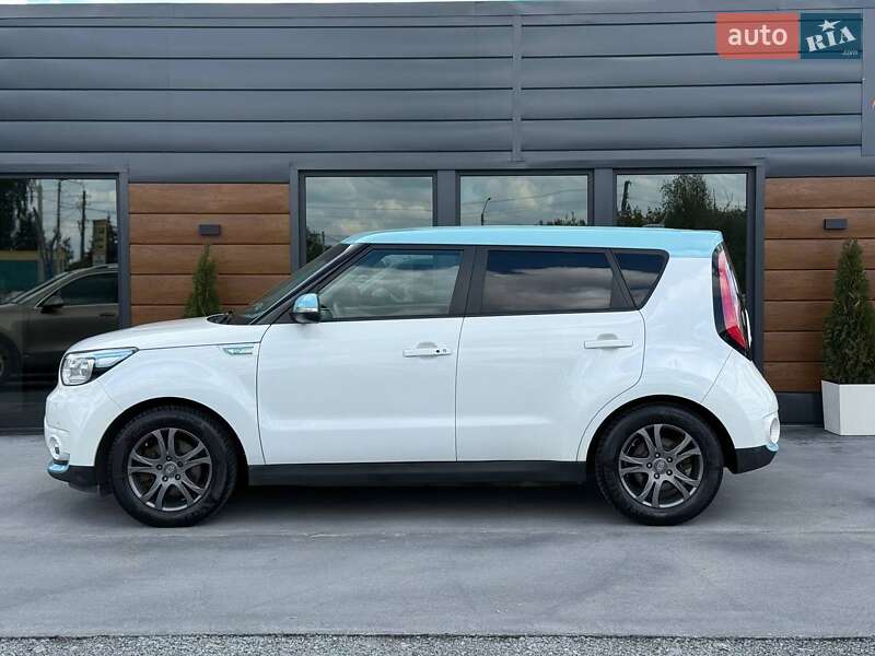 Позашляховик / Кросовер Kia Soul 2014 в Рівному