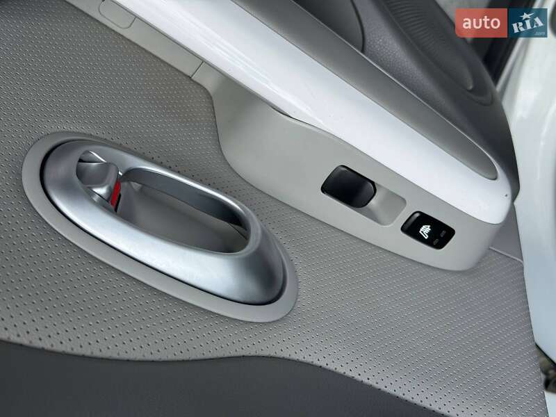 Позашляховик / Кросовер Kia Soul 2014 в Рівному