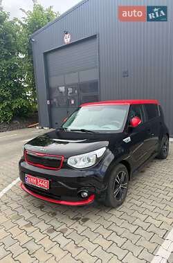 Позашляховик / Кросовер Kia Soul 2016 в 