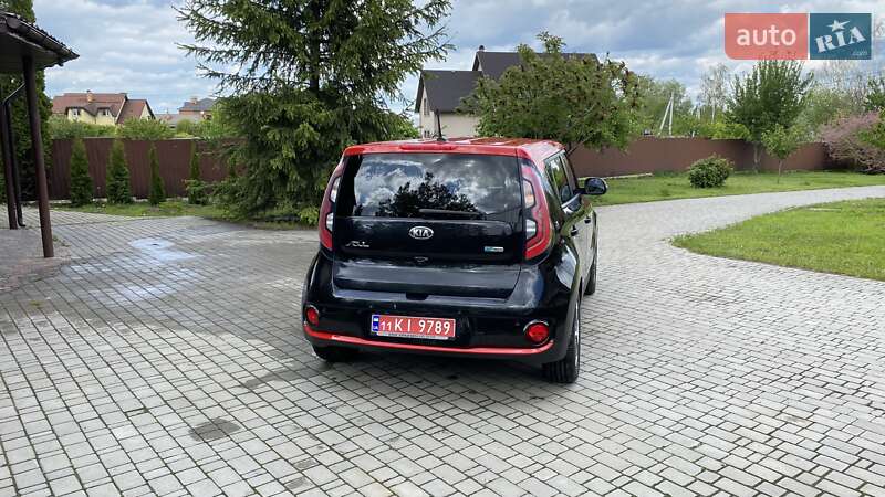 Внедорожник / Кроссовер Kia Soul 2016 в Киеве