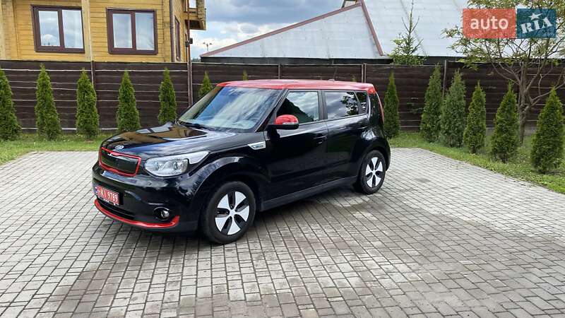 Внедорожник / Кроссовер Kia Soul 2016 в Киеве