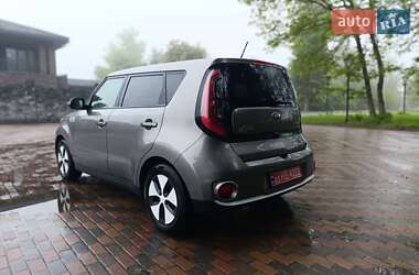 Внедорожник / Кроссовер Kia Soul 2015 в 