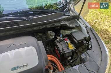 Внедорожник / Кроссовер Kia Soul 2016 в 