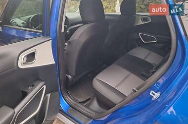 Позашляховик / Кросовер Kia Soul 2021 в 