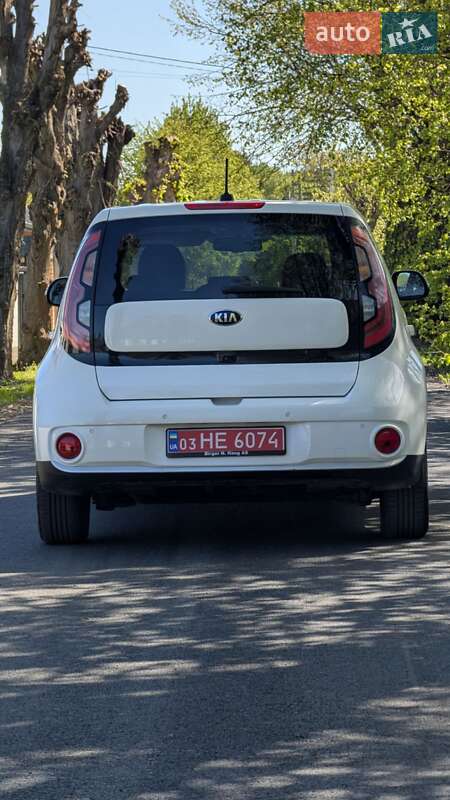 Внедорожник / Кроссовер Kia Soul 2018 в Луцке