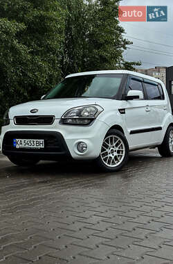 Позашляховик / Кросовер Kia Soul 2012 в Києві