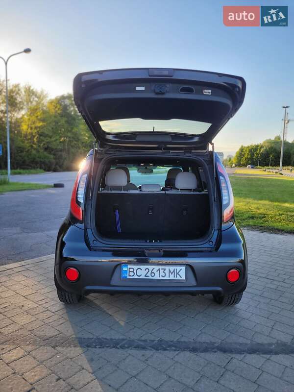 Внедорожник / Кроссовер Kia Soul 2017 в Львове