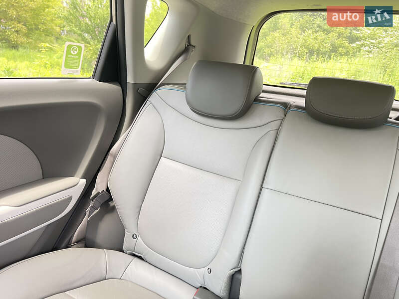Позашляховик / Кросовер Kia Soul 2015 в Львові