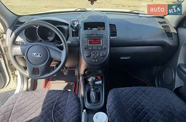 Внедорожник / Кроссовер Kia Soul 2011 в 