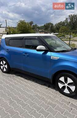 Внедорожник / Кроссовер Kia Soul 2015 в 