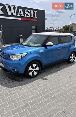 Внедорожник / Кроссовер Kia Soul 2015 в 